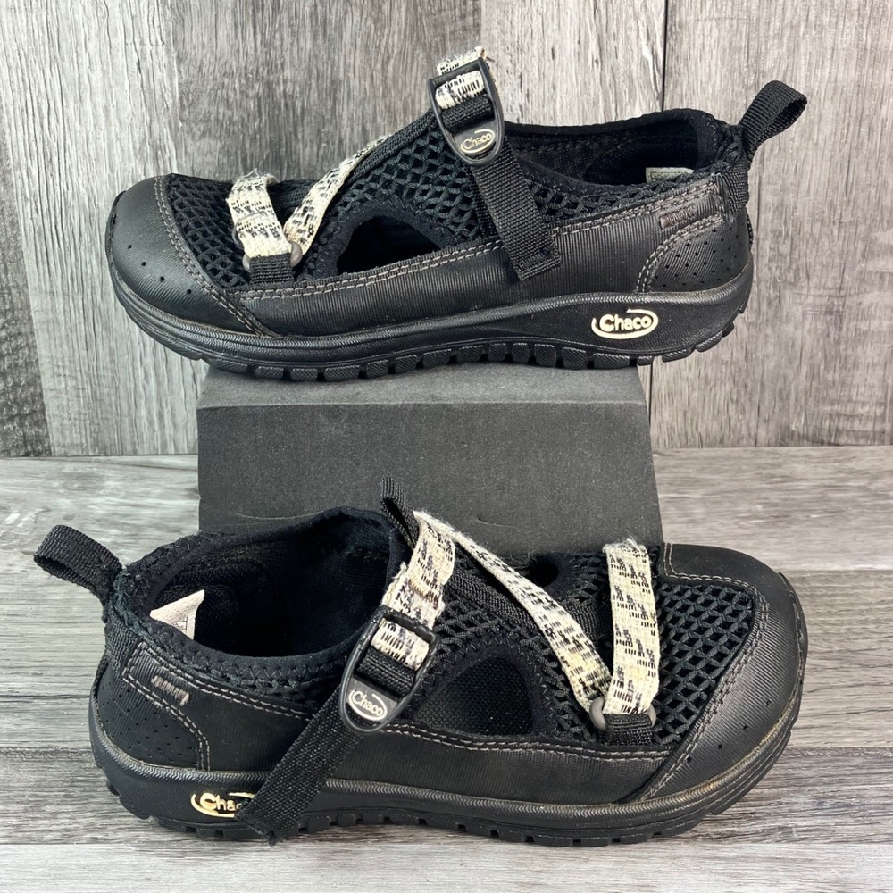 Chaco Odyssey Kids Water Shoes Black Mesh Closed Toe Youth US 1 J180279